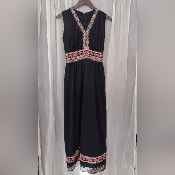 60/70s Embroidered polyester maxi wiggle dress - Picture 1 of 6